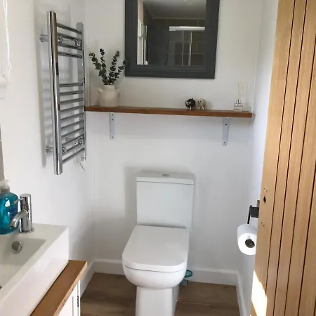 Rosemary Shepherds Hut, Clay Bank Huts *